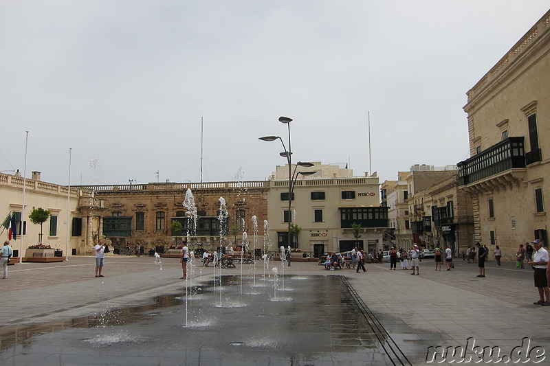 Pjazza San Gorg in Valletta, Malta