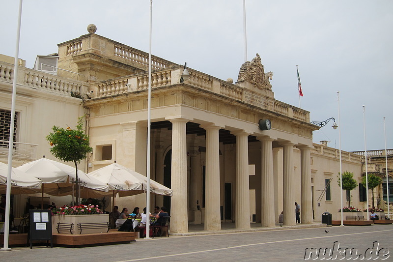 Pjazza San Gorg in Valletta, Malta