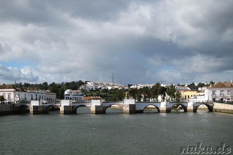 Ponte Romano - Historische Brücke in Tavira, Portugal