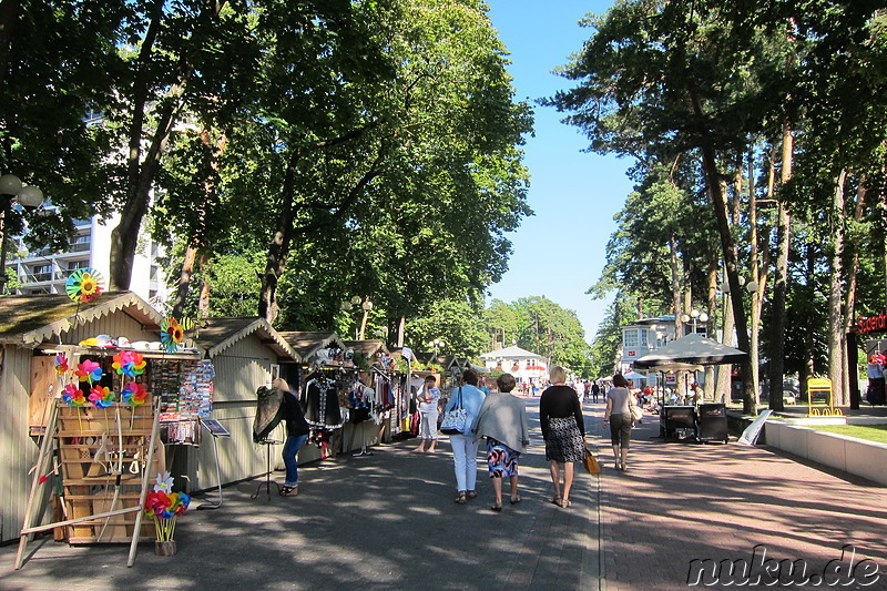 Promenade Jomas iela in Jurmala, Lettland