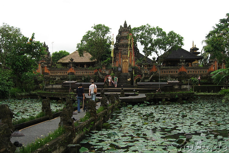 Pura Taman Saraswati Tempel in Ubud, Bali, Indonesien