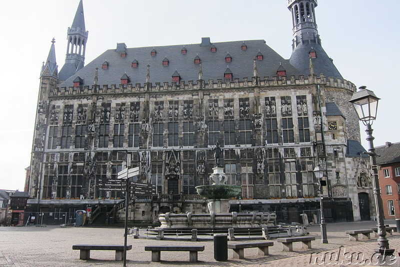 Rathaus von Aachen am Markt