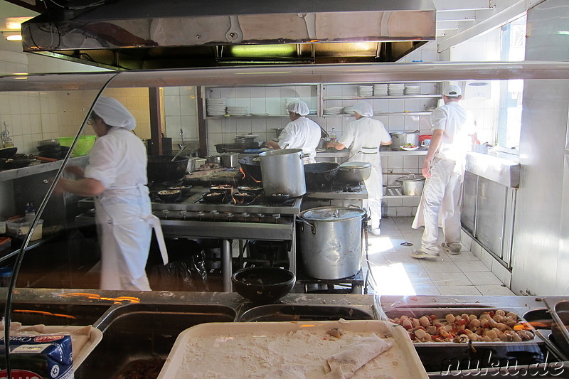 Restaurant Marisqueria Los Portenos II in Valparaiso, Chile