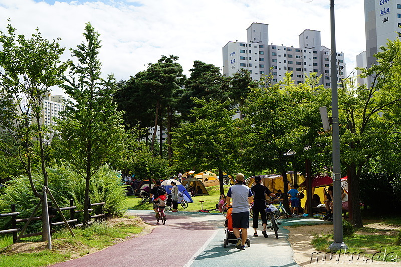 Sangdong Lake Park in Bupyeong, Incheon, Korea