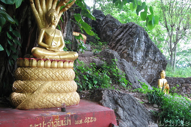 Saturday-Buddha auf dem Phu Si