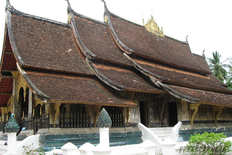 Seitenansicht Wat Xieng Thong