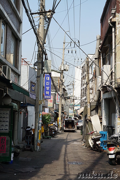 Seitenstraße von der Euljiro (을지로) im Zentrum von Seoul, Korea