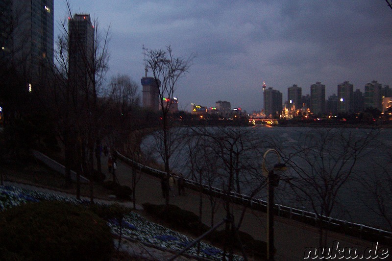 Seokchon Lake in Jamsil