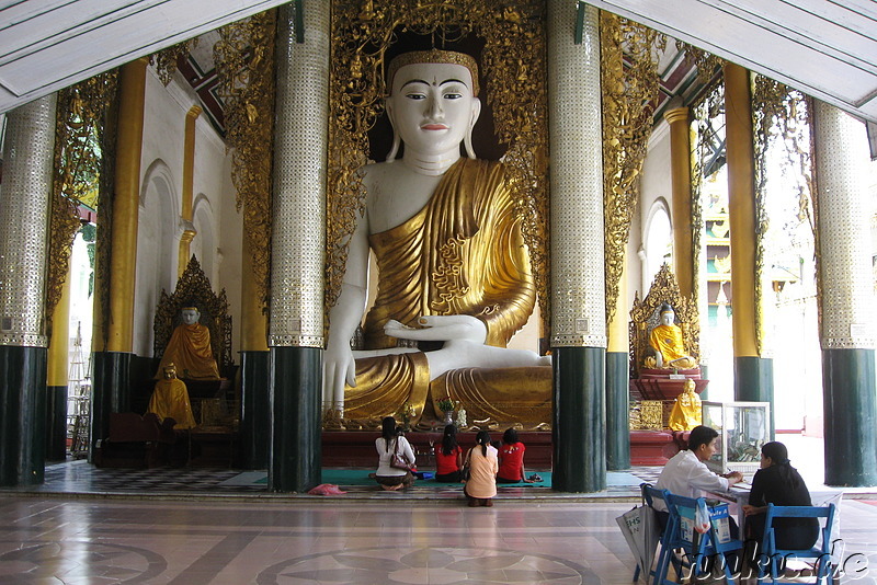 Shwe Dagon Pagoda - Tempel in Yangon, Myanmar