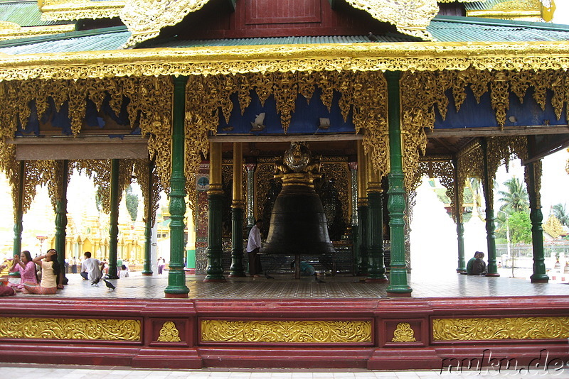 Shwe Dagon Pagoda - Tempel in Yangon, Myanmar