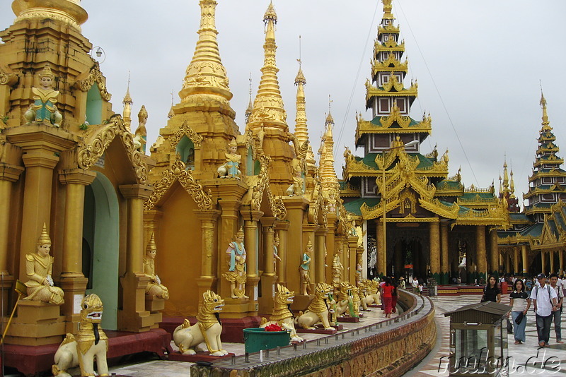 Shwe Dagon Paya - Tempel in Yangon, Myanmar