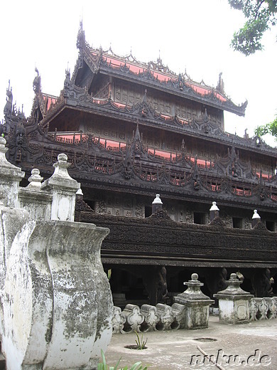 Shwenandaw Kyaung - Kloster in Mandalay, Myanmar