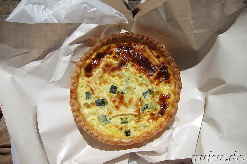 Snack aus der Markthalle Les Halles in Avignon, Frankreich