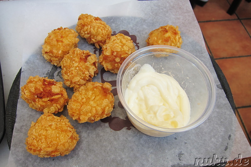 Snacks bei 100 Montaditos in Alicante, Spanien