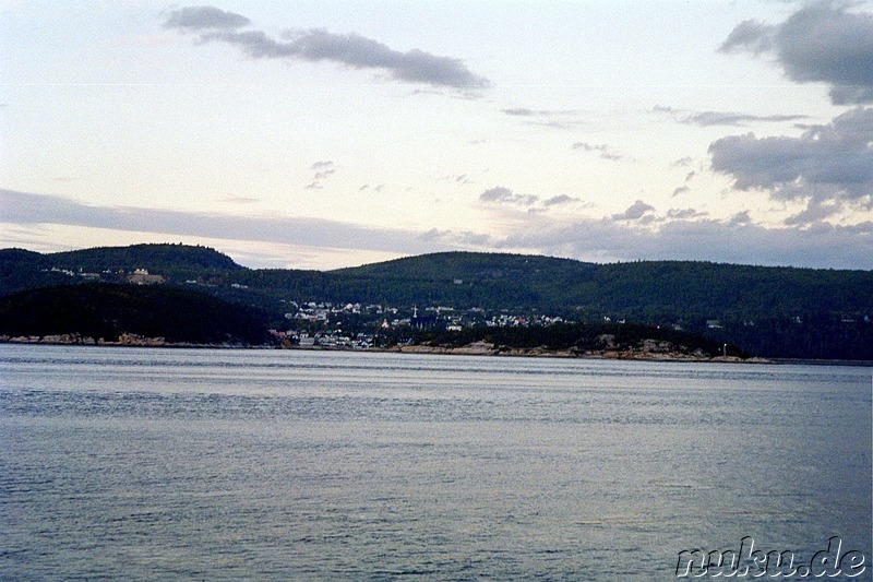 Sonnenuntergang am Meer in Tadoussac, Kanada