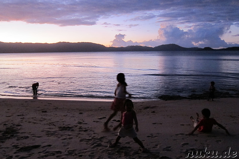 Sonnenuntergang am Traumstrand, Philippinen