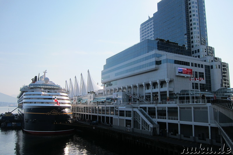 Spaziergang an der Waterfront von Vancouver, Kanada