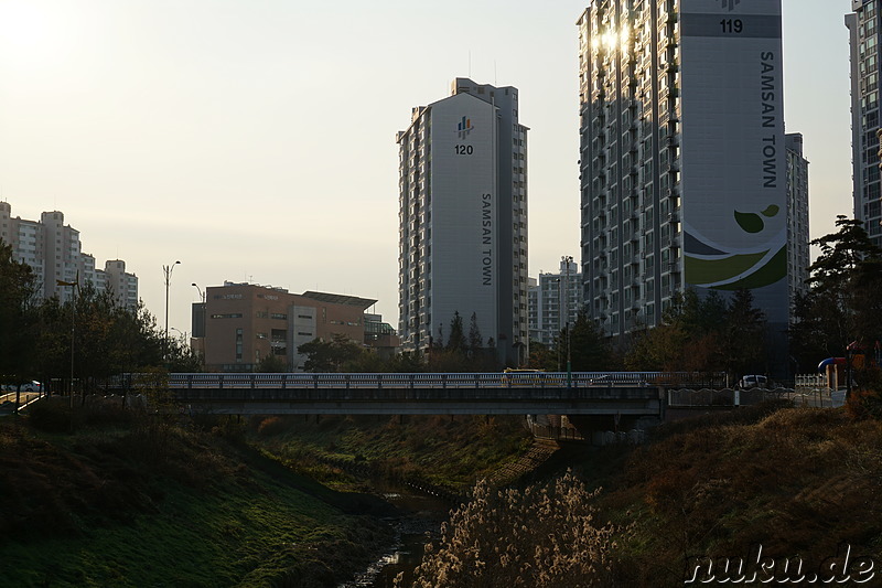 Spaziergang entlang den kleinen Bächen Galsancheon (갈산천) und Cheongcheoncheon (청천천) in Bupyeong, Incheon, Korea