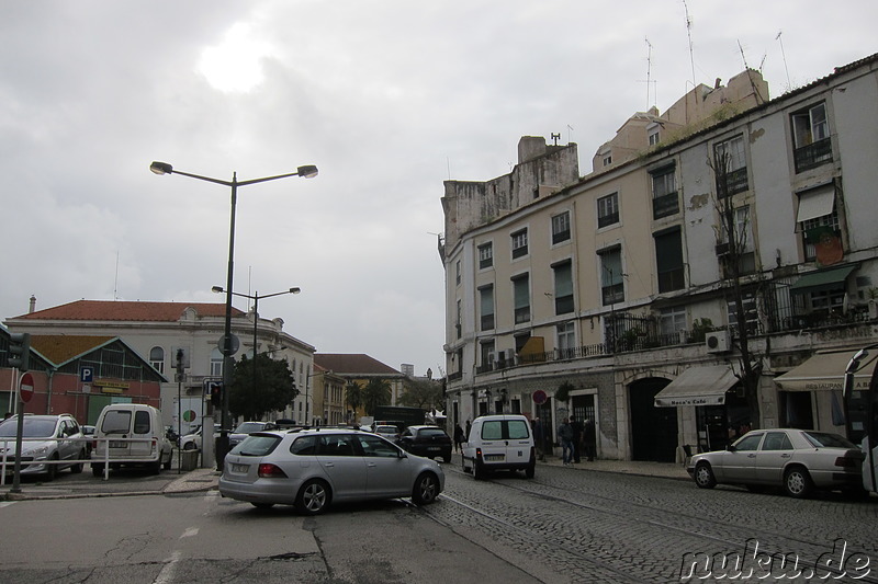 Spaziergang im Stadtteil Alfama, Lissabon, Portugal