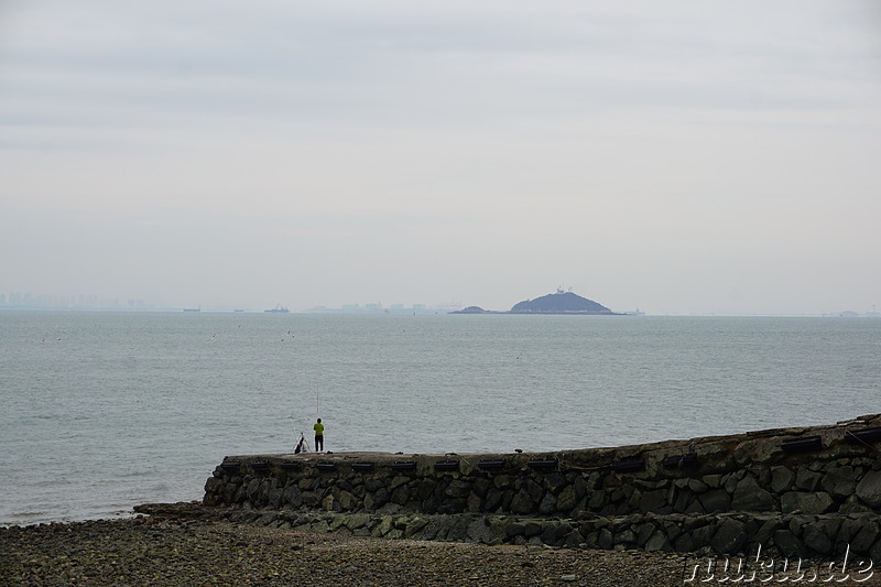 Strand an der Ostküste der Insel Somuuido, Korea