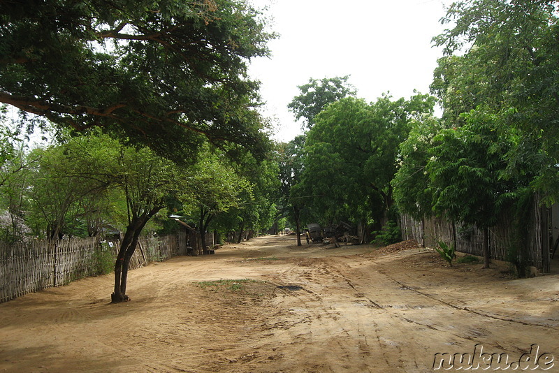 "Strasse" in Nyaung U, Myanmar