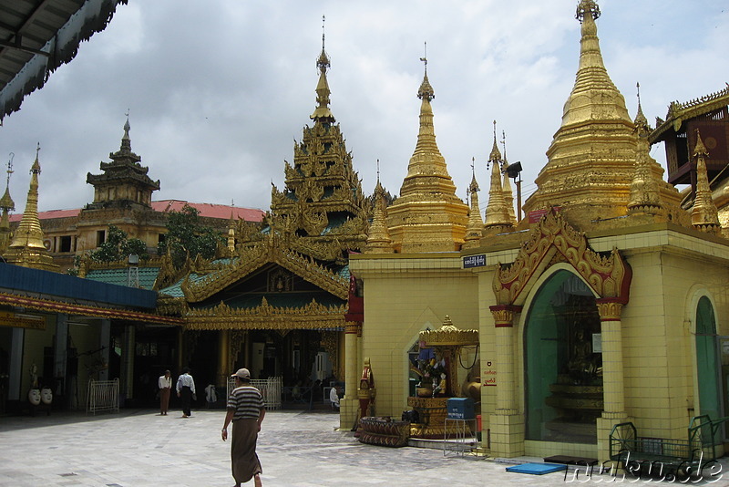 Sule Paya in Yangon, Myanmar