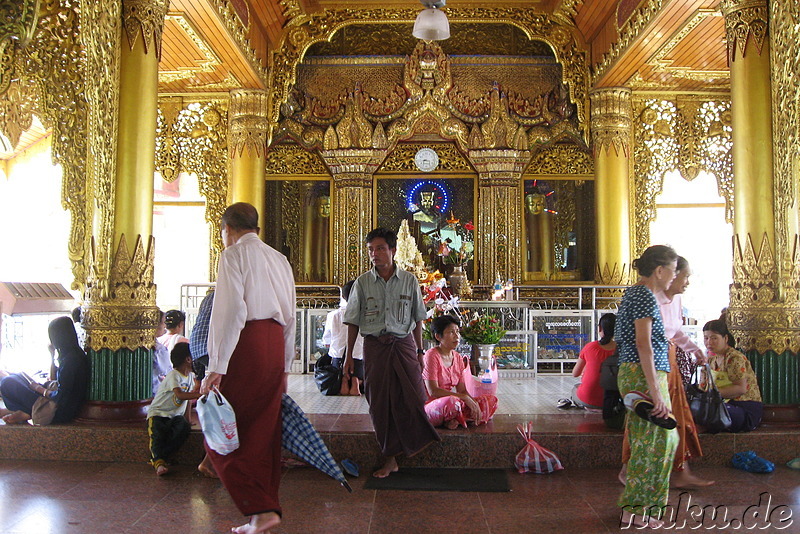 Sule Paya in Yangon, Myanmar