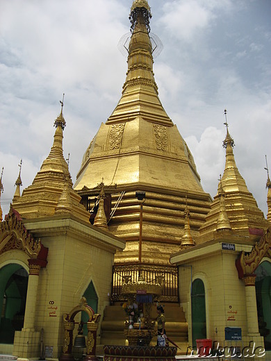 Sule Paya in Yangon, Myanmar