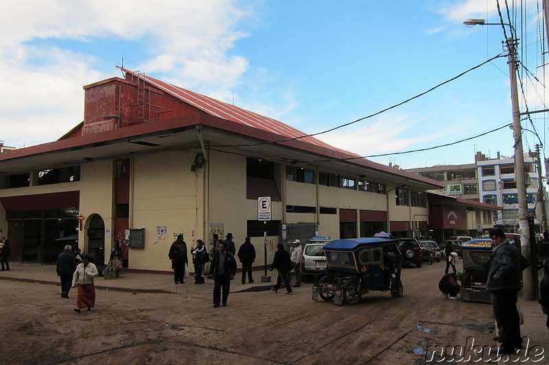 Supermercado Central in Puno, Peru