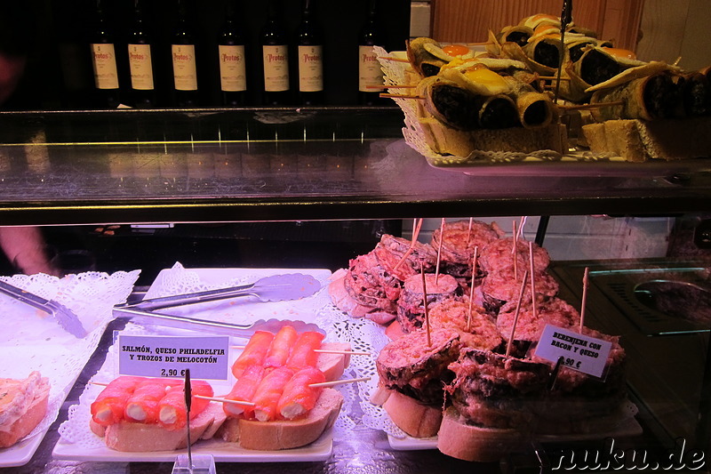 Tapasbar im Stadtteil La Latina von Madrid, Spanien