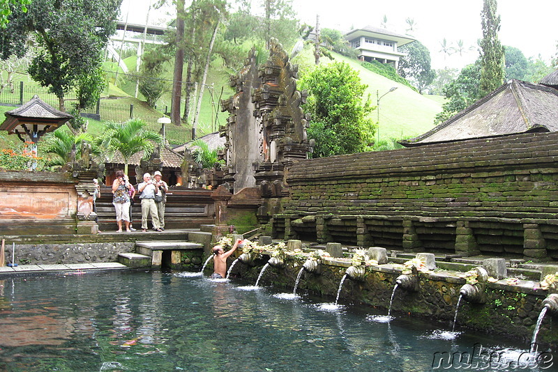 Tirta Empul in Tampaksiring, Bali, Indonesien