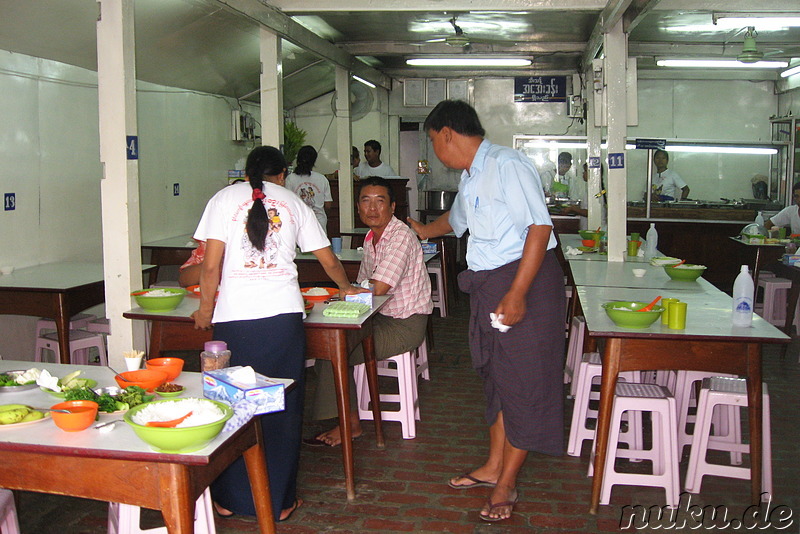 Too Too Restaurant in Mandalay, Myanmar