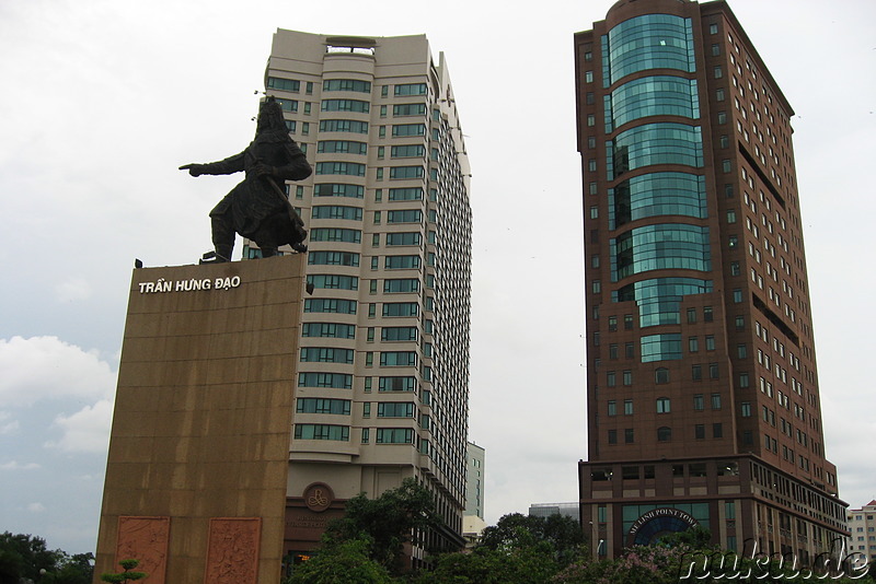 Tran Hung Dao Statue am Me Linh Square in Saigon