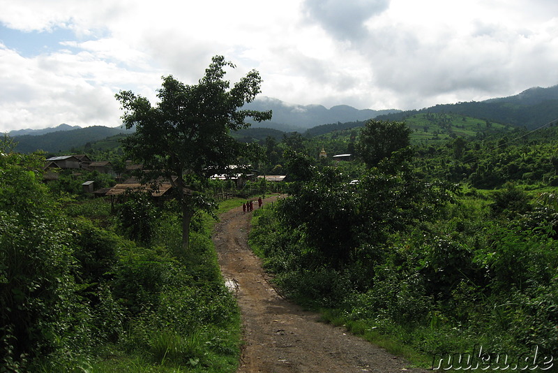 Trekking zum Pa-O-Village am Inle Lake, Myanmar