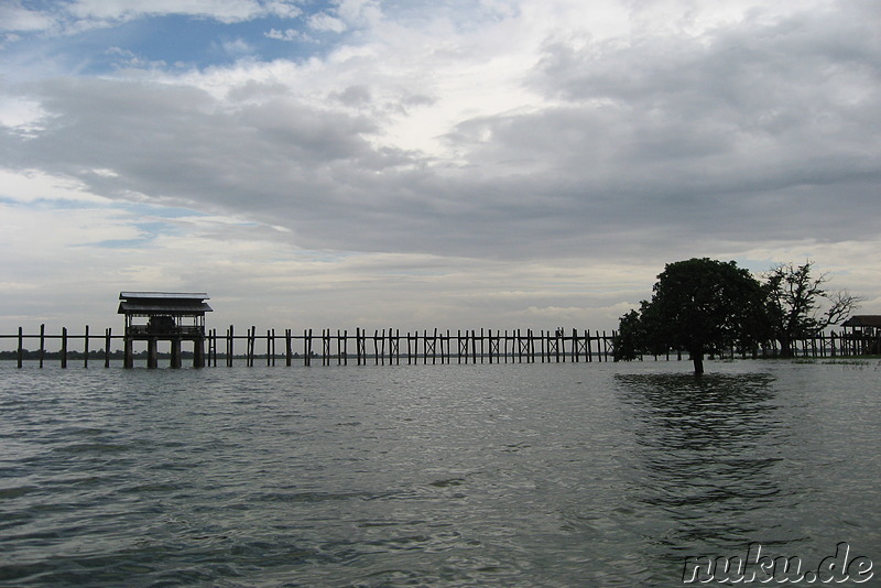 U-Bein-Bridge in Amarapura, Burma