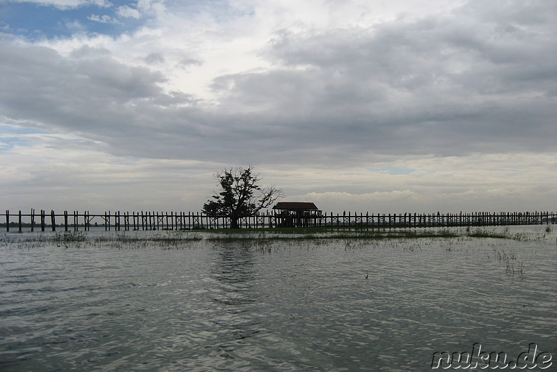 U-Bein-Bridge in Amarapura, Burma