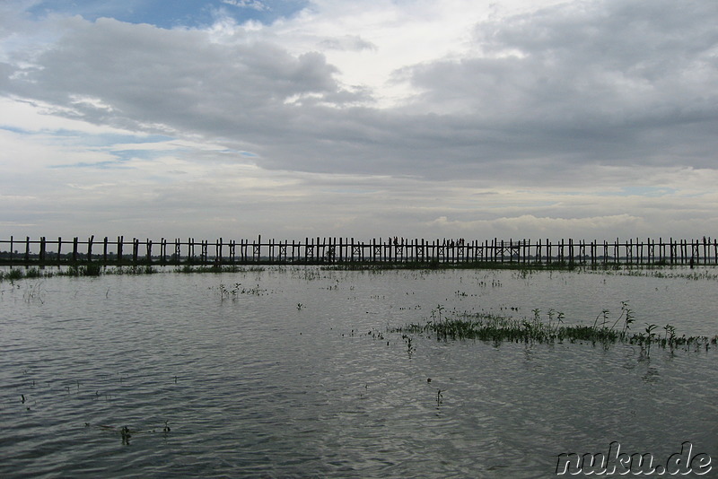 U-Bein-Bridge in Amarapura, Burma