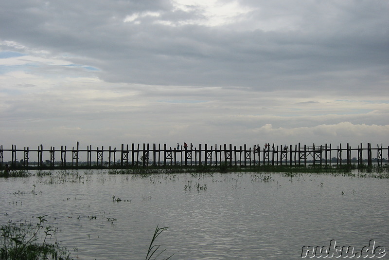 U-Bein-Bridge in Amarapura, Burma