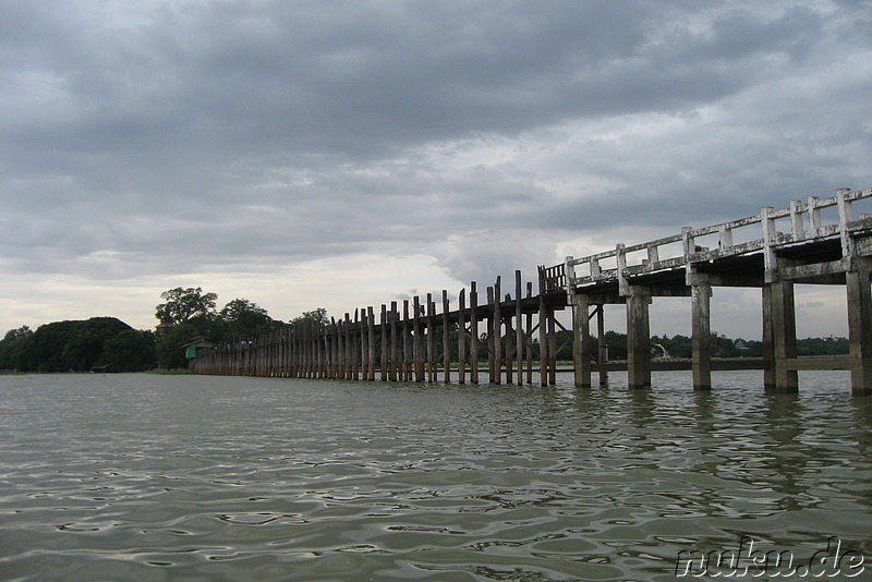 U-Bein-Bridge in Amarapura, Burma