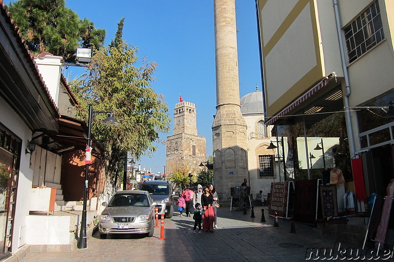 Uhrenturm am Kale Kapisi in Antalya, Türkei
