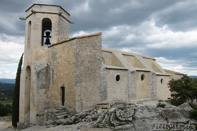 Verlassener Ort Oppede-le-Viex im Naturpark Luberon, Frankreich