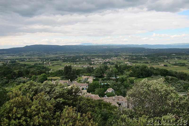 Verlassener Ort Oppede-le-Viex im Naturpark Luberon, Frankreich