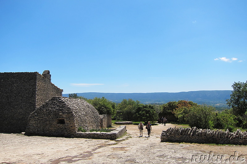 Village des Bories - Steinhüttendorf im Naturpark Luberon, Frankreich