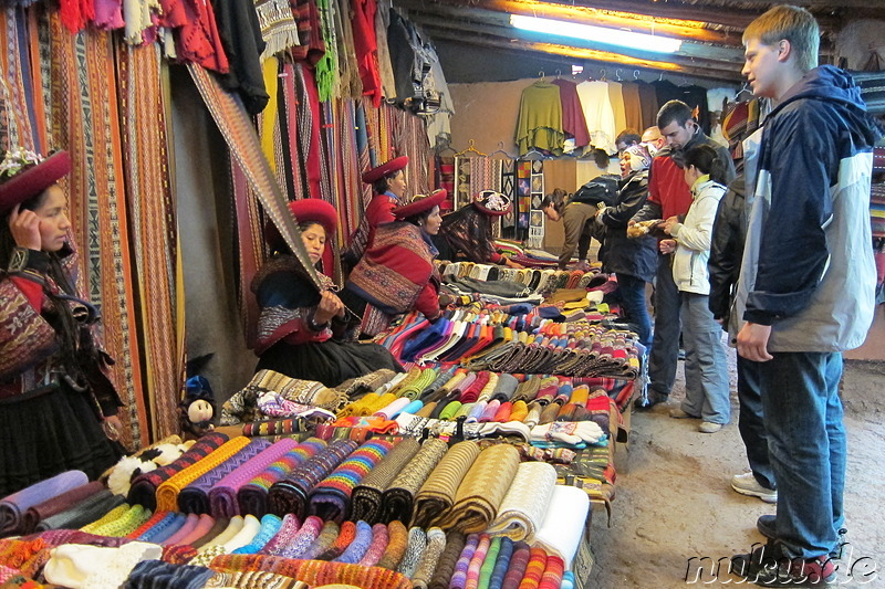 Weberei in Chinchero, Urubamba Valley, Peru