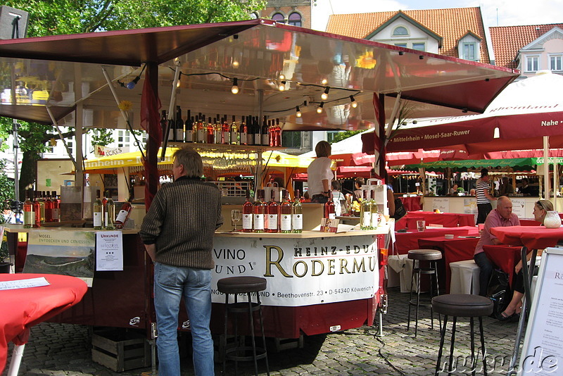 Weinprobe auf dem Kohlmarkt in Braunschweig