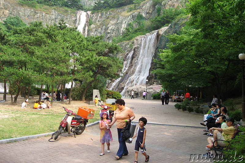 Yongma Waterfall Park