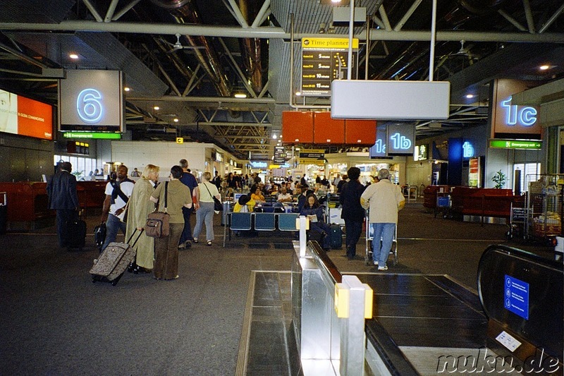 Zwischenstopp am Flughafen in London, England